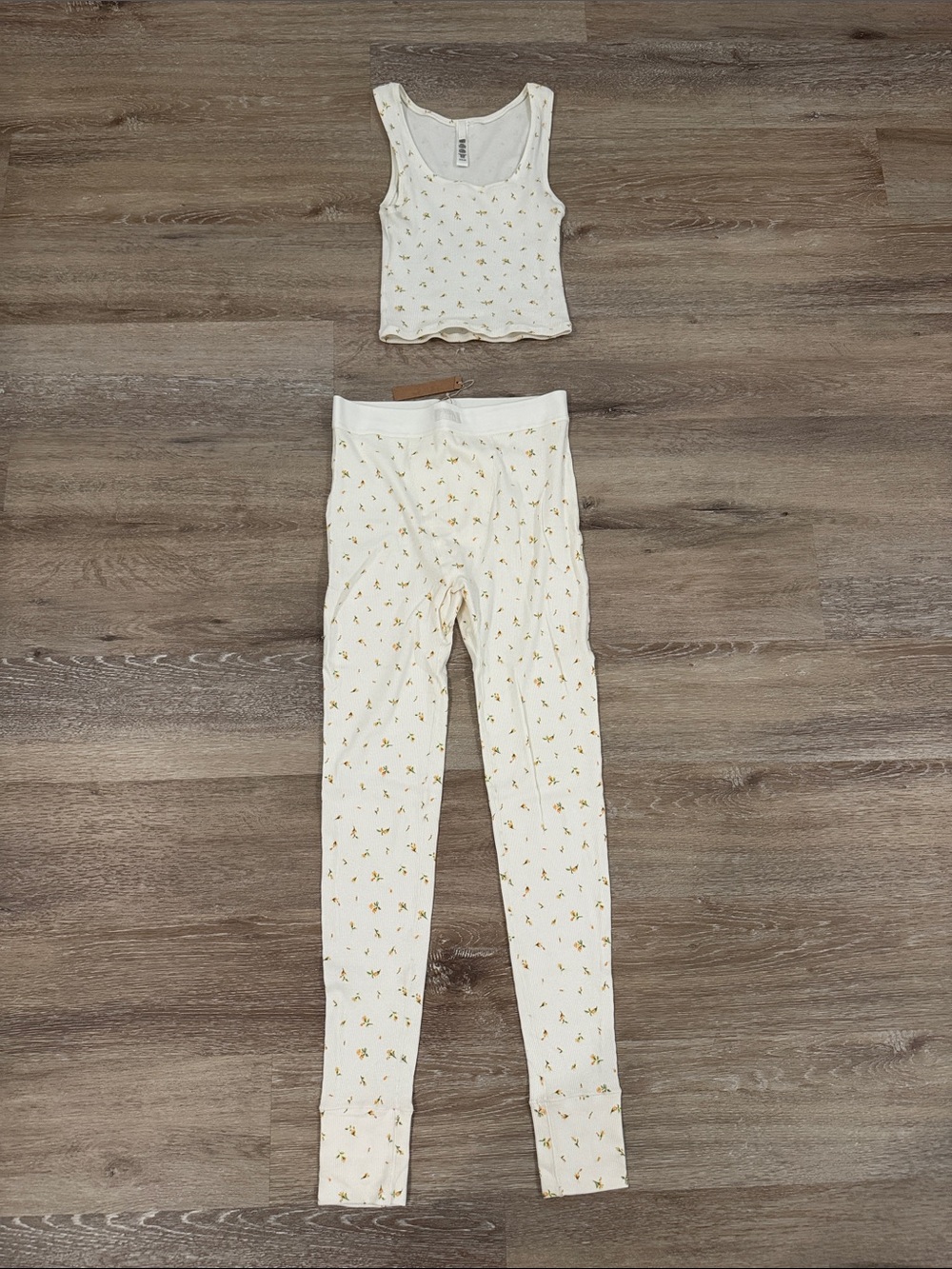 Skims set